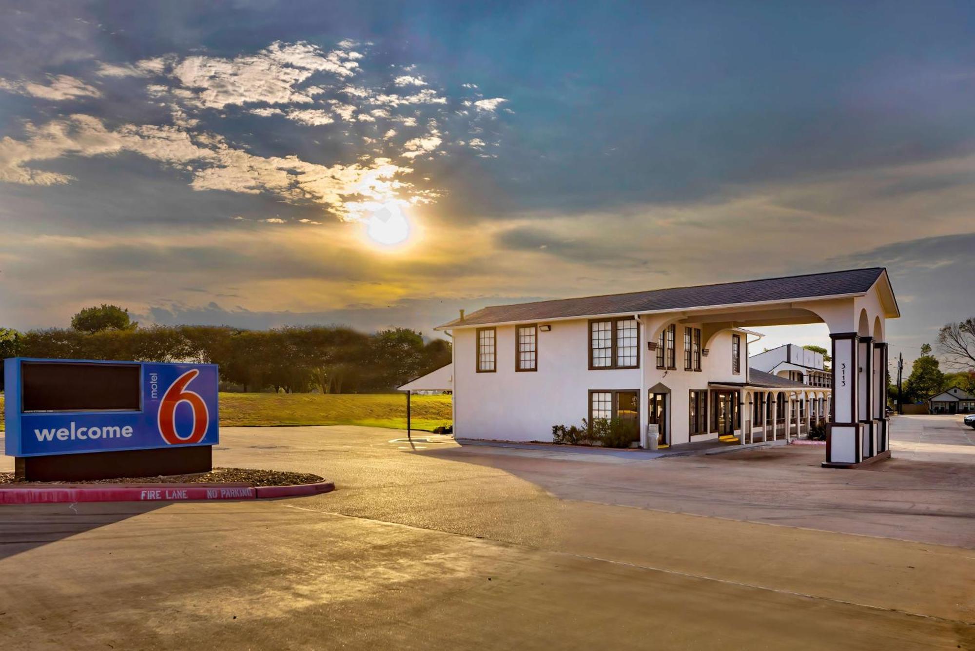 Motel 6-Bryan, Tx - College Station Esterno foto